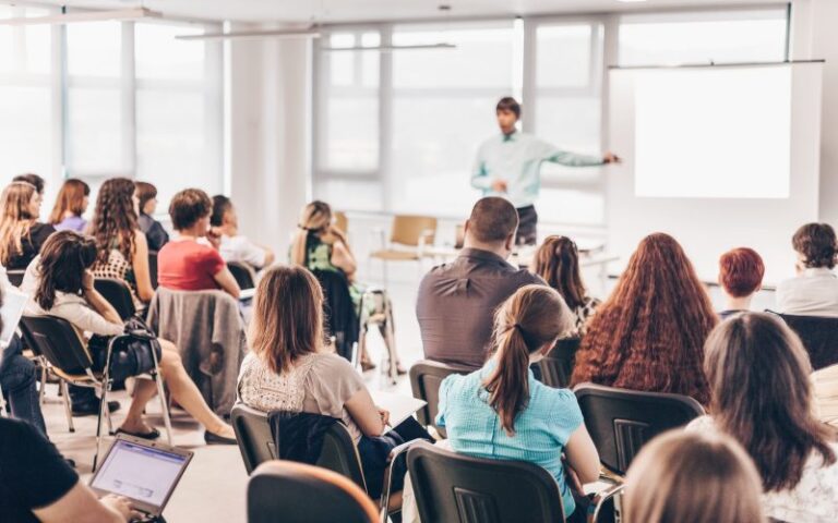 Treinamento de Liderança: Técnicas Práticas para Formar Líderes Eficazes